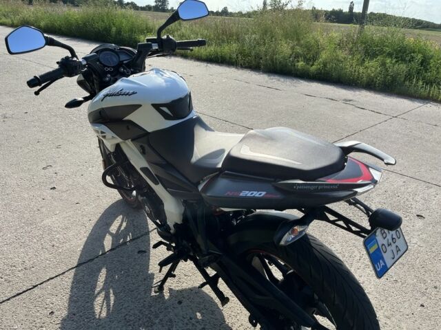 Баджадж Pulsar NS200, объемом двигателя 0.2 л и пробегом 0 тыс. км за 2500 $, фото 12 на Automoto.ua