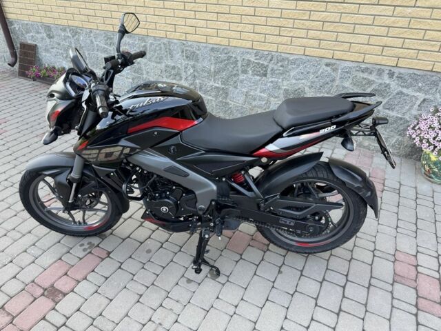 Баджадж Pulsar NS200, объемом двигателя 0.2 л и пробегом 0 тыс. км за 2500 $, фото 5 на Automoto.ua