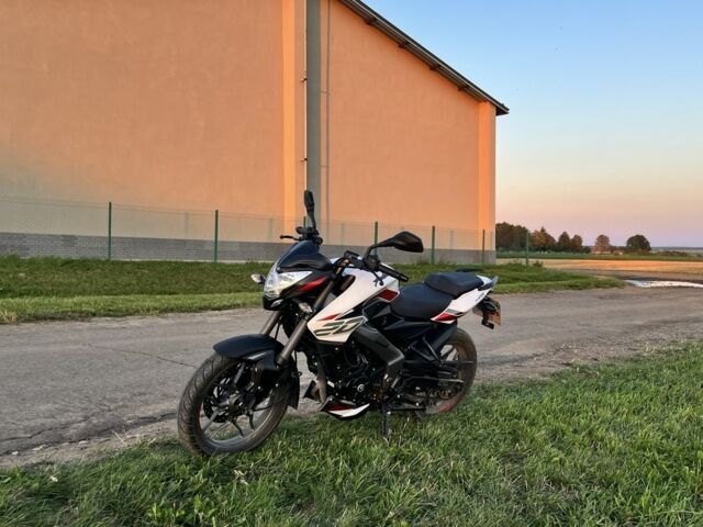 Баджадж Pulsar NS200, об'ємом двигуна 0.2 л та пробігом 0 тис. км за 2500 $, фото 6 на Automoto.ua