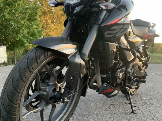 Баджадж Pulsar NS200, объемом двигателя 0.2 л и пробегом 0 тыс. км за 2400 $, фото 7 на Automoto.ua