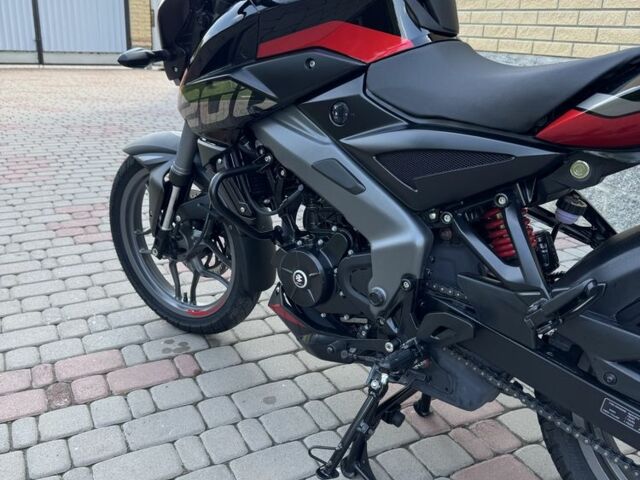 Баджадж Pulsar NS200, об'ємом двигуна 0.2 л та пробігом 0 тис. км за 2500 $, фото 4 на Automoto.ua