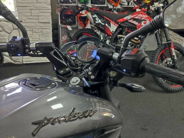 Баджадж Pulsar NS200, об'ємом двигуна 0.2 л та пробігом 0 тис. км за 2790 $, фото 10 на Automoto.ua