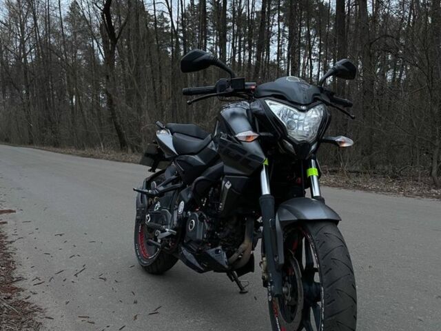 Баджадж Pulsar NS200, объемом двигателя 0.2 л и пробегом 0 тыс. км за 1500 $, фото 2 на Automoto.ua