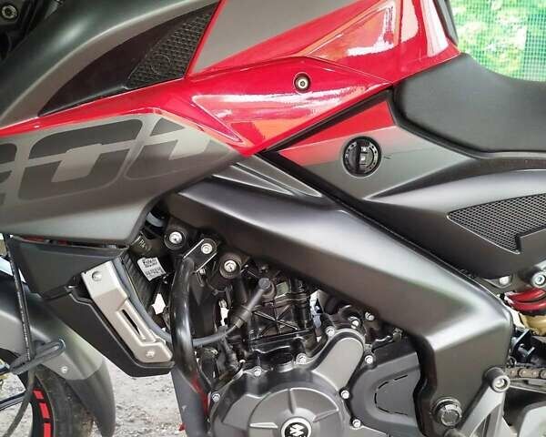 Баджадж Pulsar NS200, объемом двигателя 0.2 л и пробегом 3 тыс. км за 2500 $, фото 4 на Automoto.ua