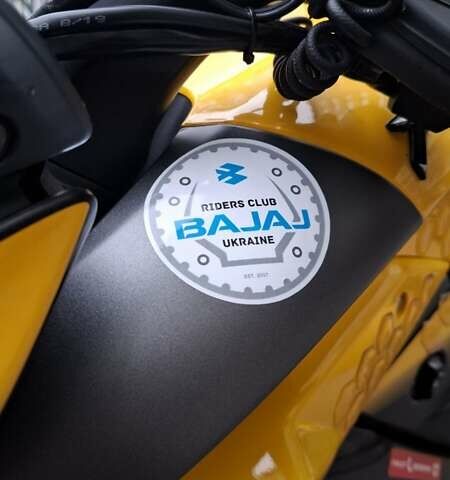 Желтый Баджадж Pulsar NS200, объемом двигателя 0.2 л и пробегом 18 тыс. км за 1900 $, фото 17 на Automoto.ua