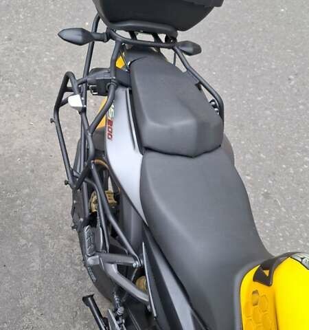 Желтый Баджадж Pulsar NS200, объемом двигателя 0.2 л и пробегом 18 тыс. км за 2000 $, фото 2 на Automoto.ua