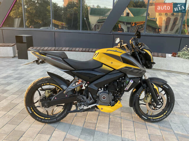 Жовтий Баджадж Pulsar NS200, об'ємом двигуна 0.2 л та пробігом 6 тис. км за 2450 $, фото 10 на Automoto.ua