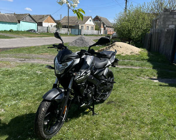 Сірий Баджадж Pulsar NS200, об'ємом двигуна 0.2 л та пробігом 3 тис. км за 2400 $, фото 2 на Automoto.ua