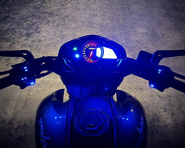 Серый Баджадж Pulsar NS200, объемом двигателя 0.2 л и пробегом 12 тыс. км за 2100 $, фото 2 на Automoto.ua