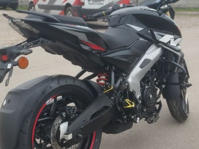 Баджадж Pulsar NS400, объемом двигателя 0.4 л и пробегом 0 тыс. км за 4275 $, фото 13 на Automoto.ua