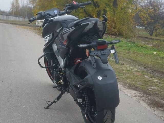 Баджадж Pulsar NS400, объемом двигателя 0.4 л и пробегом 0 тыс. км за 4275 $, фото 3 на Automoto.ua
