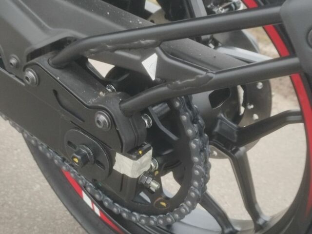 Баджадж Pulsar NS400, объемом двигателя 0.4 л и пробегом 0 тыс. км за 4275 $, фото 6 на Automoto.ua