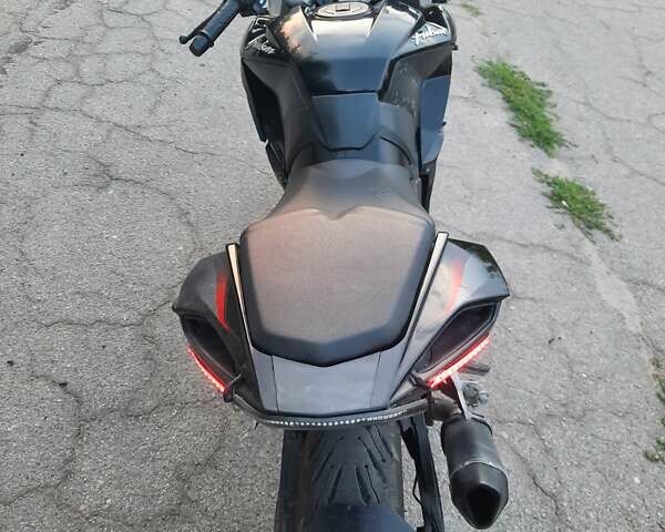 Чорний Баджадж Pulsar RS200, об'ємом двигуна 0 л та пробігом 30 тис. км за 2300 $, фото 5 на Automoto.ua