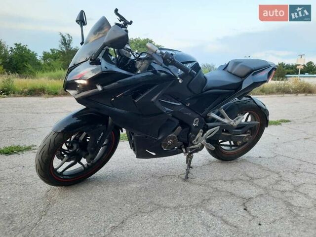 Чорний Баджадж Pulsar RS200, об'ємом двигуна 0 л та пробігом 30 тис. км за 2300 $, фото 1 на Automoto.ua