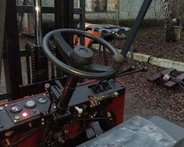 Красный Балканкар DV 1661, объемом двигателя 2.5 л и пробегом 1 тыс. км за 6969 $, фото 6 на Automoto.ua