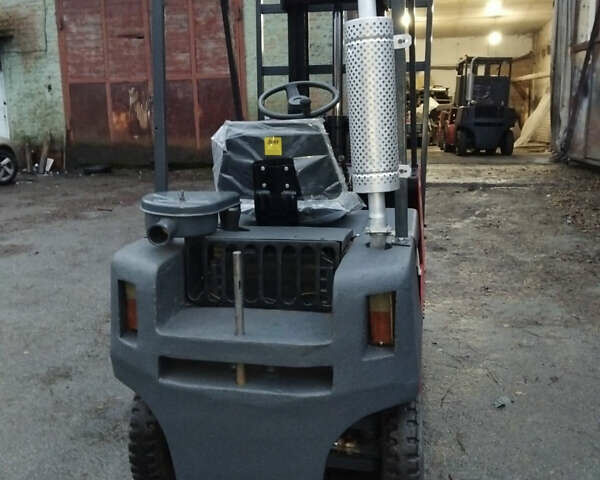 Красный Балканкар DV 1661, объемом двигателя 2.5 л и пробегом 1 тыс. км за 6969 $, фото 3 на Automoto.ua