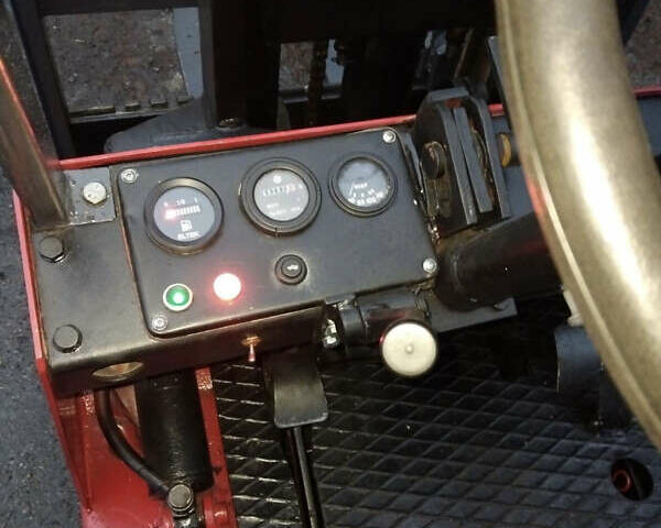 Красный Балканкар DV 1661, объемом двигателя 2.5 л и пробегом 1 тыс. км за 6969 $, фото 8 на Automoto.ua