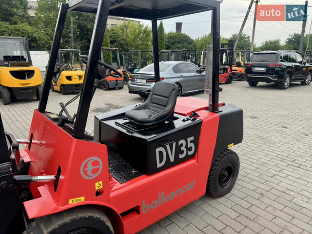 Красный Балканкар DV 1792, объемом двигателя 3.9 л и пробегом 0 тыс. км за 7200 $, фото 8 на Automoto.ua