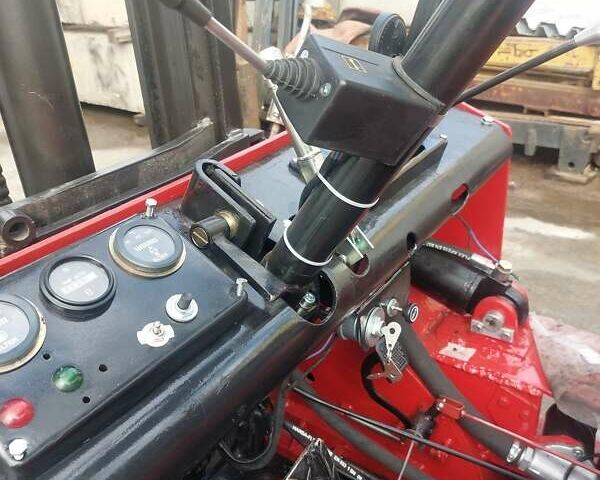 Красный Балканкар DV 1792, объемом двигателя 3.9 л и пробегом 5 тыс. км за 12000 $, фото 13 на Automoto.ua