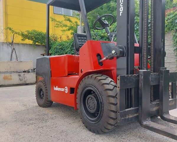 Красный Балканкар DV 1792, объемом двигателя 3.9 л и пробегом 5 тыс. км за 12000 $, фото 3 на Automoto.ua