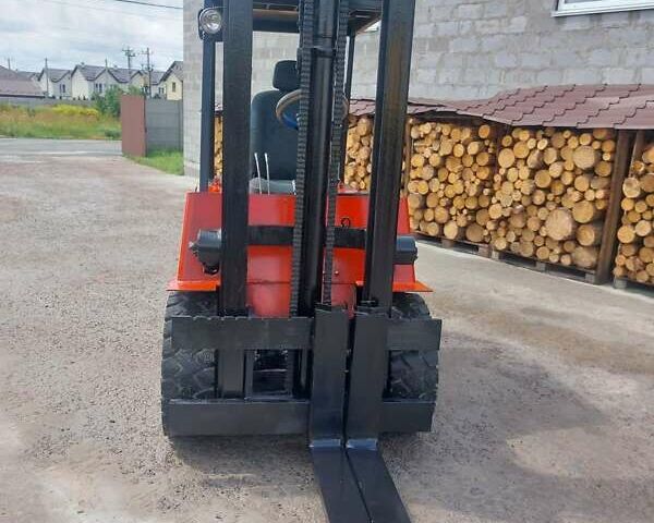 Красный Балканкар DV 1792, объемом двигателя 3.9 л и пробегом 5 тыс. км за 12000 $, фото 11 на Automoto.ua