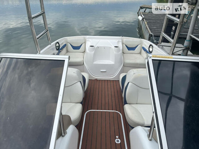 Белый Байлайнер 185, объемом двигателя 4.3 л и пробегом 1 тыс. км за 12700 $, фото 10 на Automoto.ua