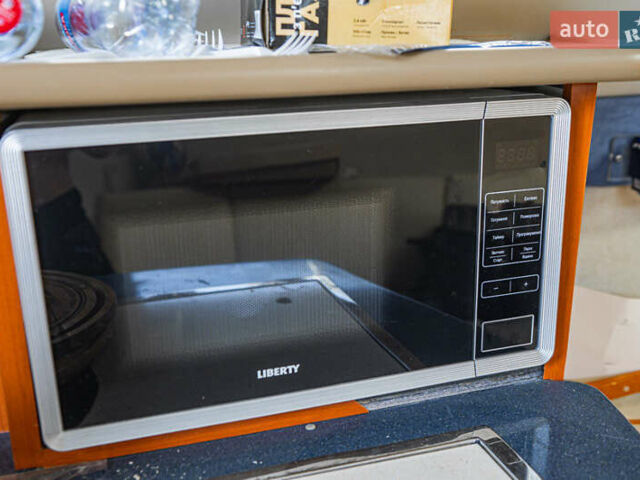 Белый Байлайнер 245, объемом двигателя 0 л и пробегом 0 тыс. км за 41900 $, фото 11 на Automoto.ua