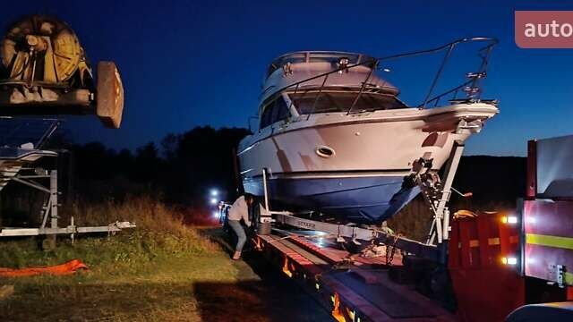 Белый Байлайнер 2859, объемом двигателя 7.4 л и пробегом 2 тыс. км за 47400 $, фото 23 на Automoto.ua