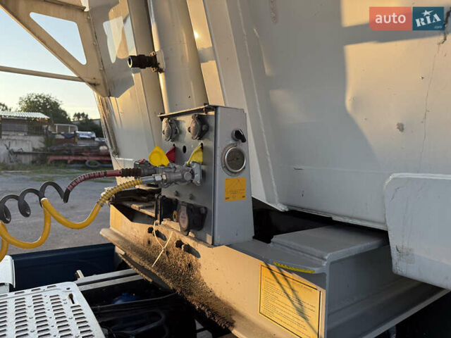 Беналу Беналу, объемом двигателя 0 л и пробегом 560 тыс. км за 21000 $, фото 2 на Automoto.ua