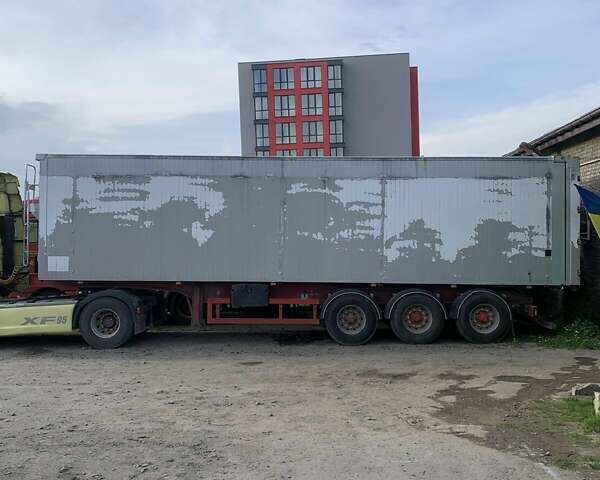 Красный Беналу Optiliner, объемом двигателя 0 л и пробегом 300 тыс. км за 27500 $, фото 5 на Automoto.ua