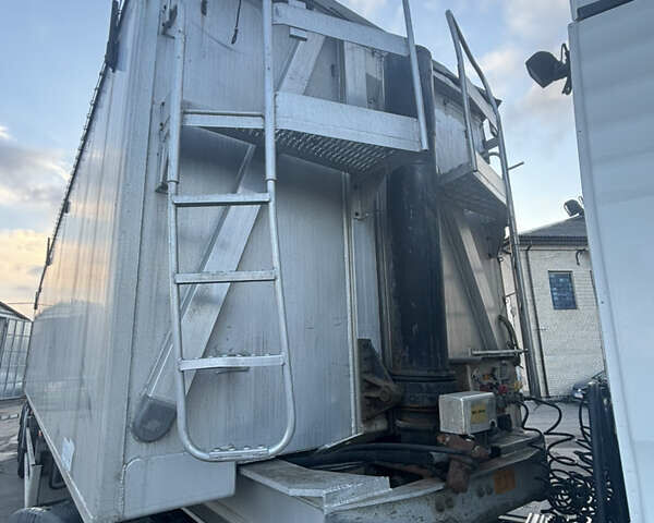 Сірий Беналу BRD3, об'ємом двигуна 0 л та пробігом 100 тис. км за 19000 $, фото 7 на Automoto.ua