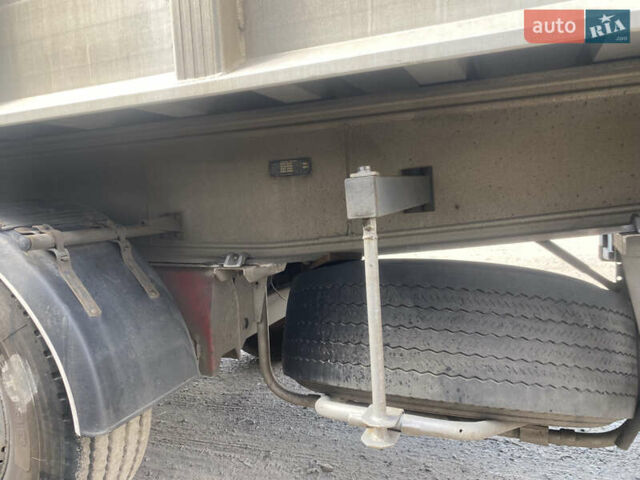Беналу C34CMS01 2001 в Днепре (Днепропетровске) на Automoto.ua Серый Беналу C34CMS01, объемом двигателя 0 л и пробегом 0 тыс. км за 17500 $, фото 4 на Automoto.ua