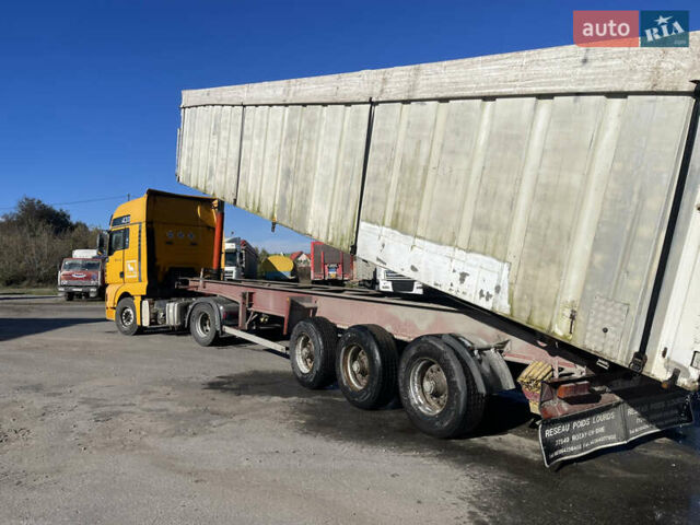 Беналу T34C-1 1987 в Хмельницком на Automoto.ua Красный Беналу T34C-1, объемом двигателя 0 л и пробегом 0 тыс. км за 11000 $, фото 3 на Automoto.ua