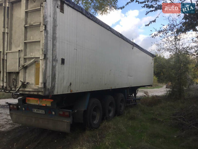 Беналу T34C-1 1989 в Измаиле на Automoto.ua Синий Беналу T34C-1, объемом двигателя 0 л и пробегом 0 тыс. км за 10000 $, фото 3 на Automoto.ua