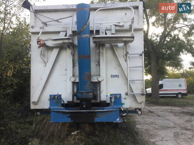 Беналу T34C-1 1989 в Измаиле на Automoto.ua Синий Беналу T34C-1, объемом двигателя 0 л и пробегом 0 тыс. км за 10000 $, фото 2 на Automoto.ua