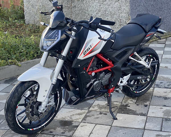 Бенелли 251S, объемом двигателя 0 л и пробегом 9 тыс. км за 2450 $, фото 2 на Automoto.ua