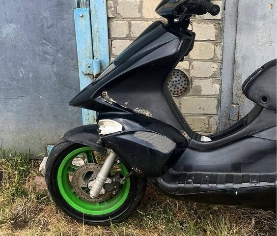 Бенелли С-Элизе, объемом двигателя 100 л и пробегом 0 тыс. км за 18000 $, фото 1 на Automoto.ua