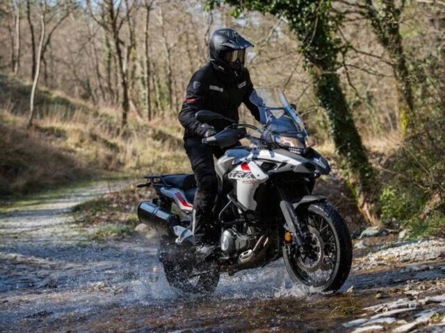 Бенелли Другая, объемом двигателя 0.5 л и пробегом 0 тыс. км за 6999 $, фото 9 на Automoto.ua