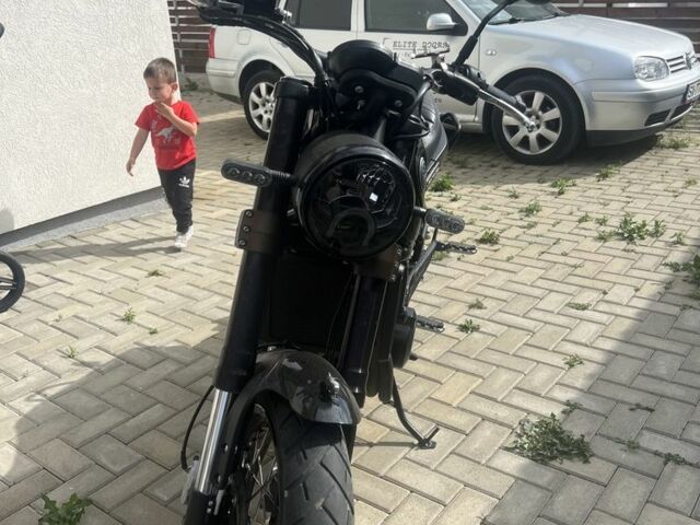 Бенелли Leoncino 500, объемом двигателя 0.5 л и пробегом 0 тыс. км за 5219 $, фото 6 на Automoto.ua