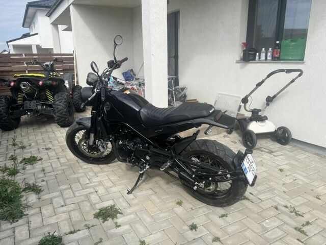 Бенелли Leoncino 500, объемом двигателя 0.5 л и пробегом 0 тыс. км за 5219 $, фото 1 на Automoto.ua