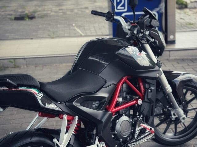 Бенелли TNT 25, объемом двигателя 0.25 л и пробегом 0 тыс. км за 2200 $, фото 2 на Automoto.ua