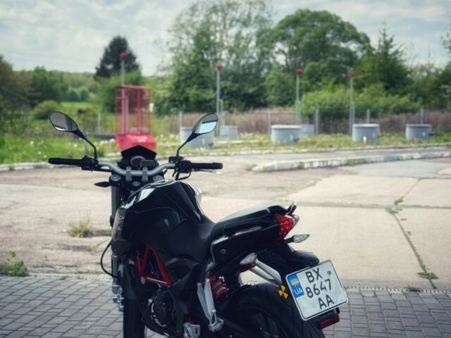 Бенелли TNT 25, объемом двигателя 0.25 л и пробегом 0 тыс. км за 2200 $, фото 3 на Automoto.ua