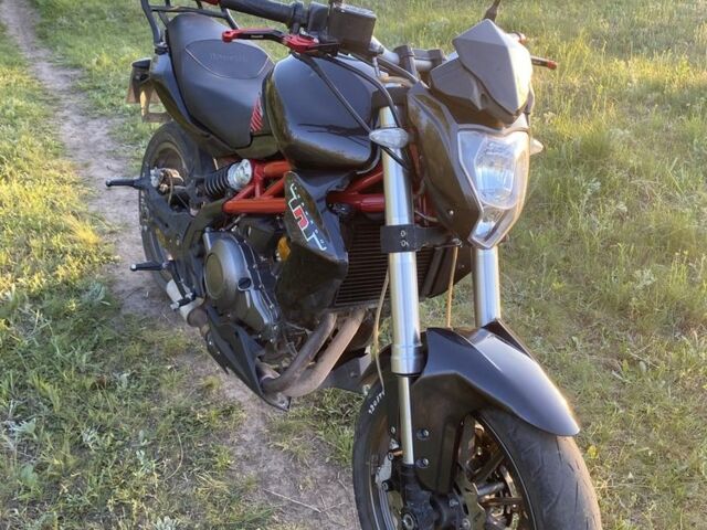 Бенелли TNT 300, объемом двигателя 0.3 л и пробегом 0 тыс. км за 2500 $, фото 4 на Automoto.ua