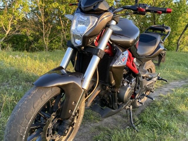 Бенелли TNT 300, объемом двигателя 0.3 л и пробегом 0 тыс. км за 2500 $, фото 5 на Automoto.ua