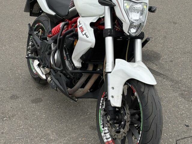 Бенелли TNT 300, объемом двигателя 0.3 л и пробегом 0 тыс. км за 2999 $, фото 9 на Automoto.ua