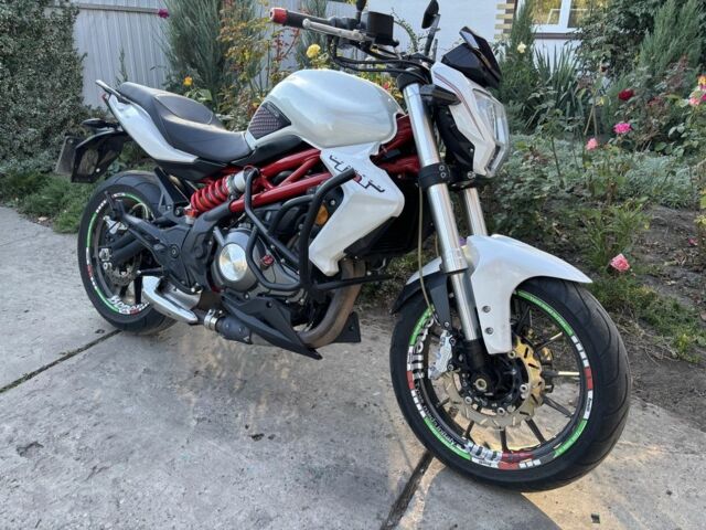 Бенелли TNT 300, объемом двигателя 0.3 л и пробегом 0 тыс. км за 2999 $, фото 7 на Automoto.ua