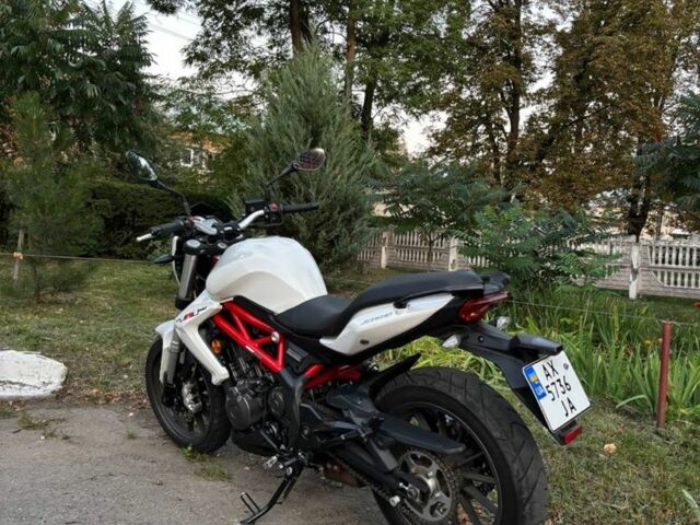 Бенеллі TNT 300, об'ємом двигуна 0.3 л та пробігом 0 тис. км за 2900 $, фото 4 на Automoto.ua