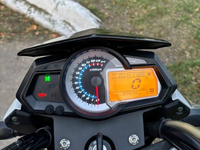 Бенеллі TNT 300, об'ємом двигуна 0.3 л та пробігом 0 тис. км за 2900 $, фото 3 на Automoto.ua