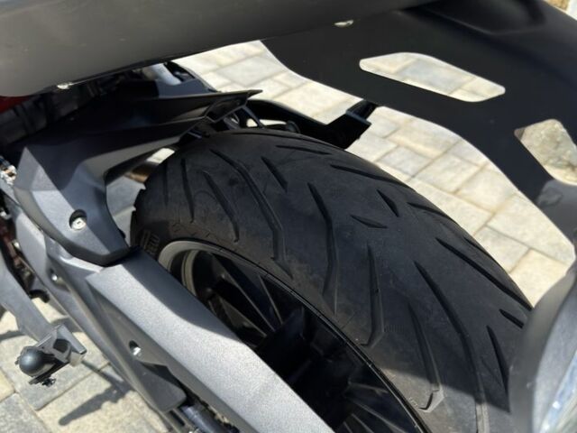 Бенелли TNT 302S, объемом двигателя 0.3 л и пробегом 0 тыс. км за 3699 $, фото 2 на Automoto.ua