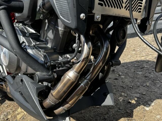 Бенелли TNT 302S 2020 в Чугуеве на Automoto.ua Бенелли TNT 302S, объемом двигателя 0.3 л и пробегом 0 тыс. км за 3500 $, фото 5 на Automoto.ua